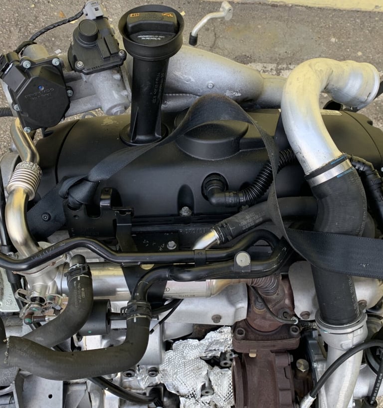 VW T5 Caravelle 2.5 TDI Engine